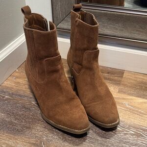 Universal Thread Tan Suede Ankle Booties
